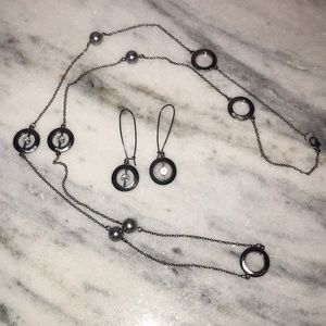 Costume necklace/earring set